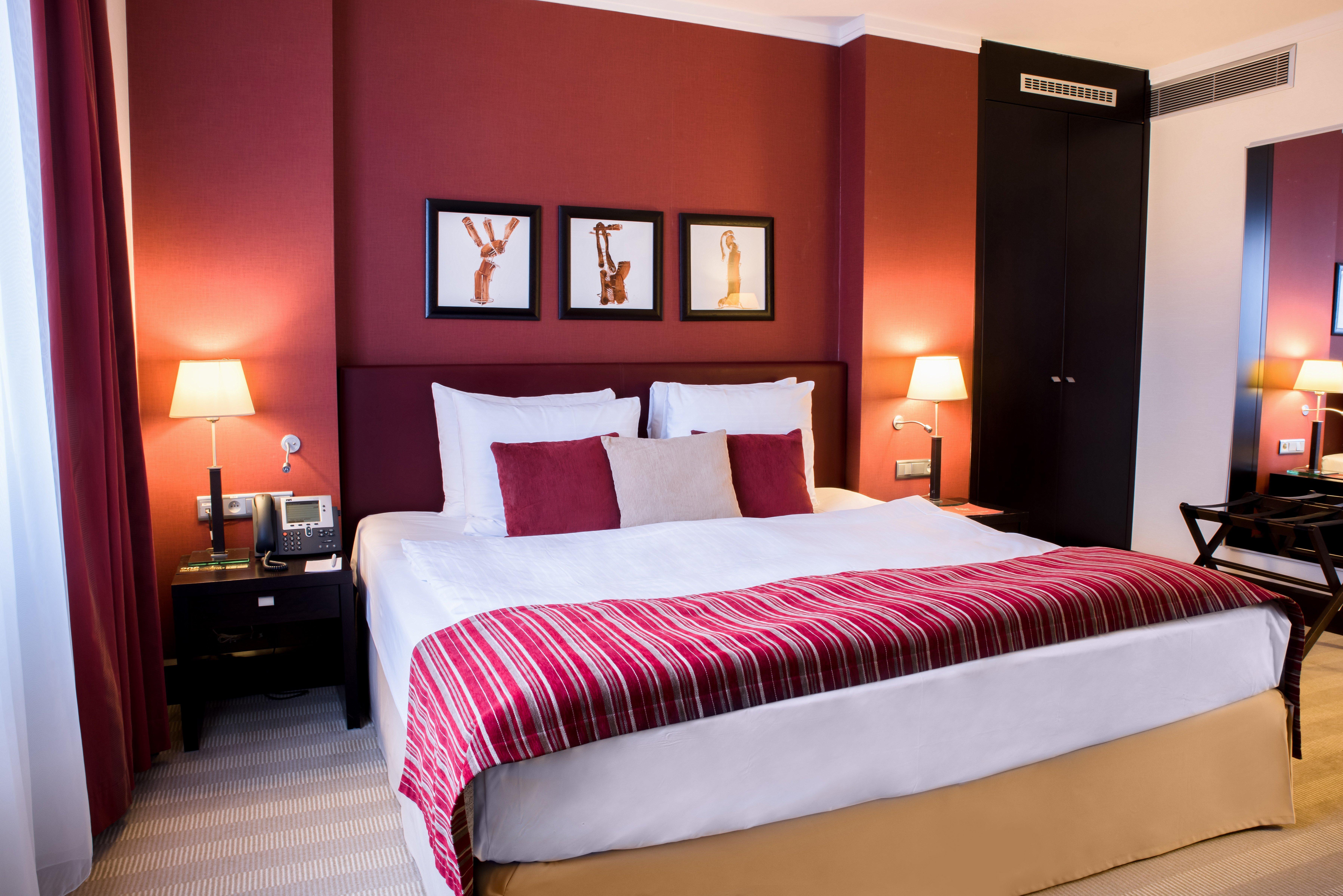 Hotel Crowne Plaza Bratislava By Ihg Esterno foto